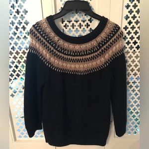 Chunky mid-sleeved sweater with metallic knit pattern from Banana Republic